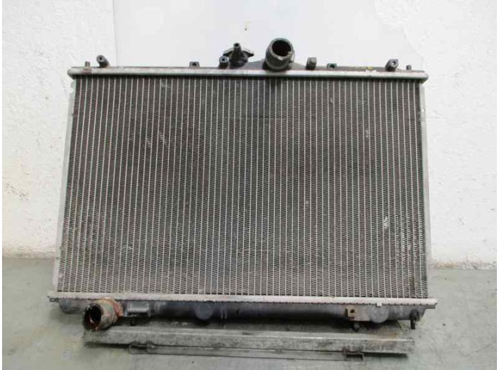 Replacement water radiator for Mitsubishi Space Star (dg0) 1.8 GDI cat OEM IAM reference MR299522 