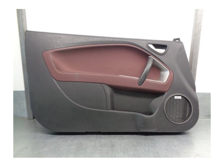 Replacement front left door trim panel for Alfa Romeo MiTo (145) 1.6 JTD cat OEM IAM reference 156089069 EP070039 