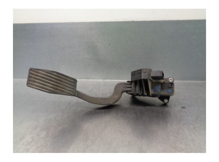 Replacement throttle pedal potentiometer for Alfa Romeo Mito (145) 1.6 JTD CAT OEM IAM reference 55702020 
