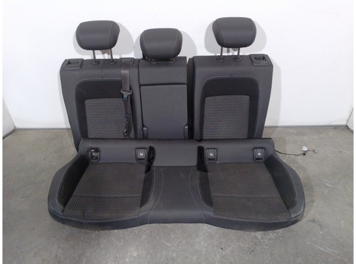 Recambio de asientos traseros para opel astra k sports tourer 1.6 biturbo cdti dpf referencia OEM IAM 39021712 CUERO Y TELA NEGR