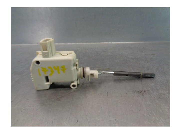 Recambio de motor tapa deposito combustible para volkswagen bora berlina (1j2) 1.6 referencia OEM IAM 1J0810773  