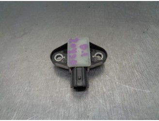 Replacement impact sensor for Volkswagen Passat Variant (3C5) 2.0 TDI OEM IAM reference 5N0959354 03180466KT 