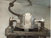 Recambio de pinza freno delantera izquierda para renault arkana referencia OEM IAM 410108272R  AKEBONO