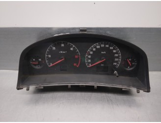 Recambio de cuadro instrumentos para opel vectra c berlina 2.0 dti referencia OEM IAM 13140891  
