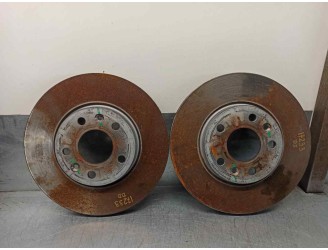 Recambio de disco freno delantero para renault arkana referencia OEM IAM 402060010R 