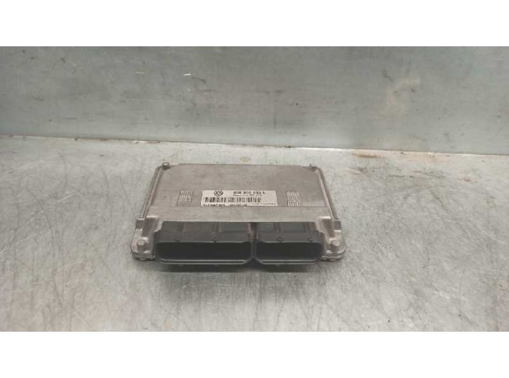 Recambio de centralita motor uce para volkswagen polo (9n1) 1.2 12v referencia OEM IAM 03E906033L 5WP4019405 SIEMENS