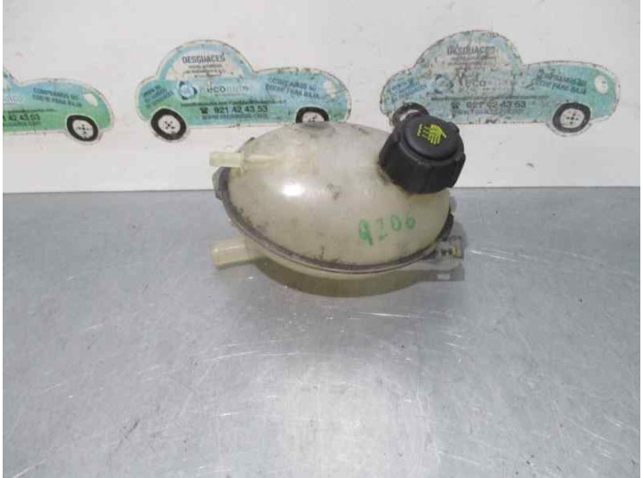Recambio de deposito expansion para dacia sandero ii 1.5 dci diesel referencia OEM IAM 217107259R 
