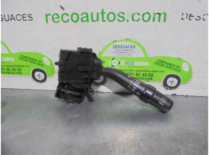 Recambio de mando limpia para toyota avensis berlina (t25) 2.0 d-cat referencia OEM IAM 05160173820  