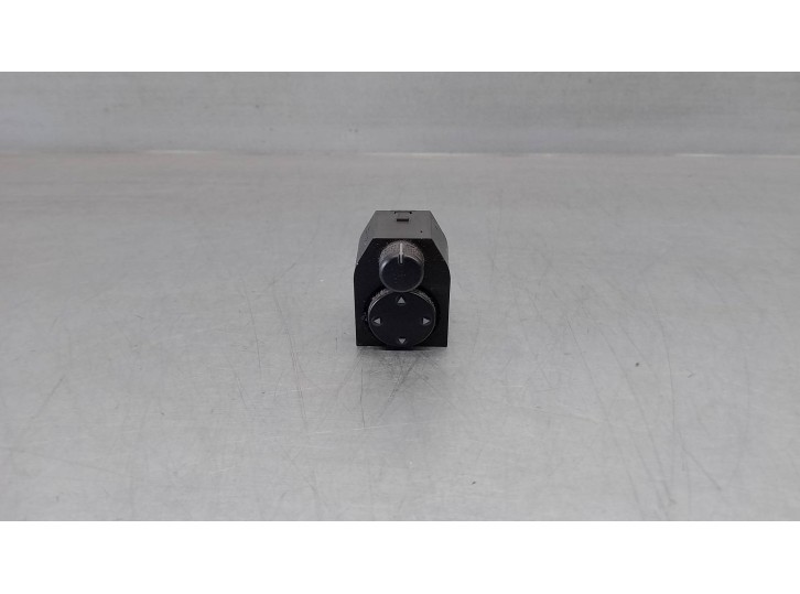 Recambio de mando retrovisor para audi a3 (8l) 1.6 referencia OEM IAM 8D0959565B 