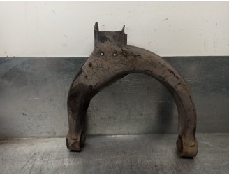 Recambio de brazo suspension superior trasero derecho para hyundai xg 3.0 xg referencia OEM IAM 5512038601  