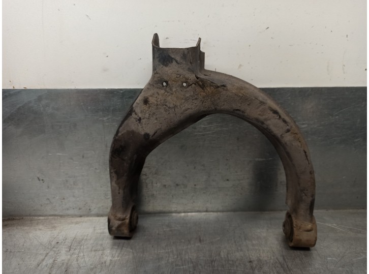 Recambio de brazo suspension superior trasero derecho para hyundai xg 3.0 xg referencia OEM IAM 5512038601  