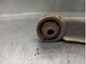 Recambio de brazo suspension superior trasero derecho para hyundai xg 3.0 xg referencia OEM IAM 5512038601  