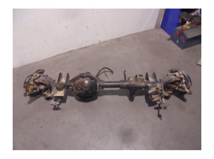 Recambio de puente delantero para chrysler jeep cherokee (xj) 2.1 td referencia OEM IAM PARA DISCOS 5 AGUJEROS BURRA 5