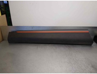 Recambio de molduras delanteras para renault arkana referencia OEM IAM 808777197R DEL IZQ 5 PUERTAS