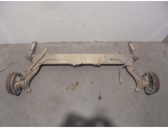 Recambio de puente trasero para opel corsa a básico referencia OEM IAM TAMBOR 4 AGUJEROS BURRA 22