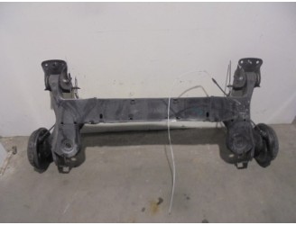 Recambio de puente trasero para volkswagen polo advance referencia OEM IAM 2Q0501053BQ TAMBOR 5 AGUJEROS BURRA 20