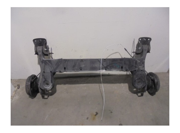 Recambio de puente trasero para volkswagen polo advance referencia OEM IAM 2Q0501053BQ TAMBOR 5 AGUJEROS BURRA 20