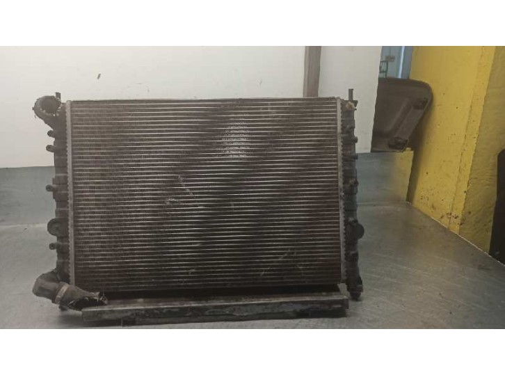 Recambio de radiador agua para lancia lybra berlina 2.0 20v cat referencia OEM IAM 46544780 865607J VALEO