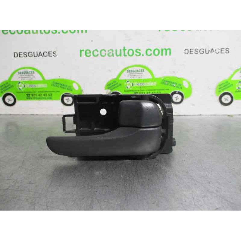 Recambio de maneta interior trasera derecha para nissan almera tino (v10m) 1.8 16v cat referencia OEM IAM   
