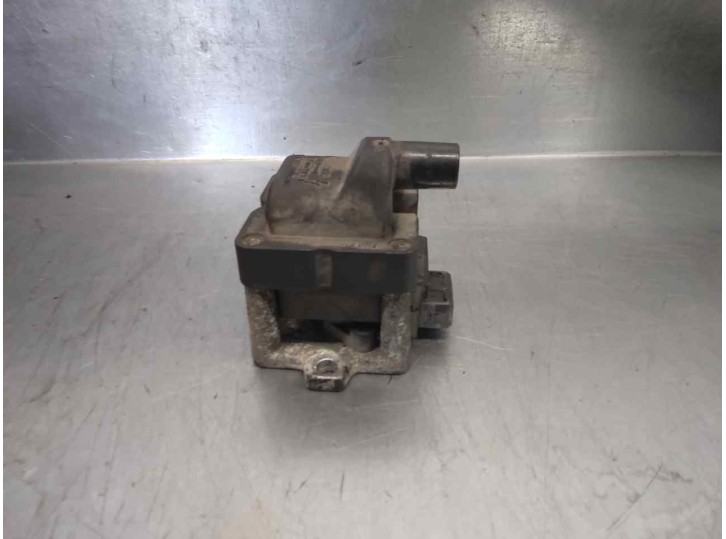 Replacement ignition coil for Volkswagen Polo berlina (6N1) 1.4 16v OEM IAM reference 5N0905104 