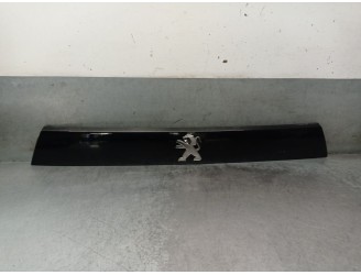 Recambio de molduras traseras para peugeot 508 sw ii (fc_, fj_, f4_) 2.0 bluehdi 160 referencia OEM IAM 9819721877 9819721877 