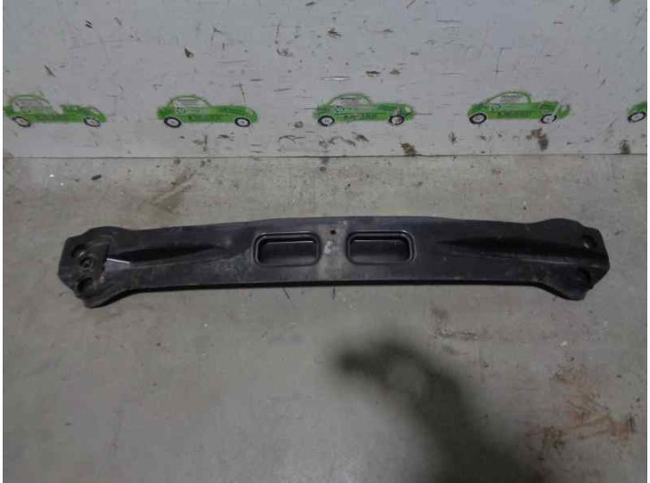 Recambio de refuerzo paragolpes delantero para smart forfour 1.3 cat referencia OEM IAM A4546200330 DE HIERRO 