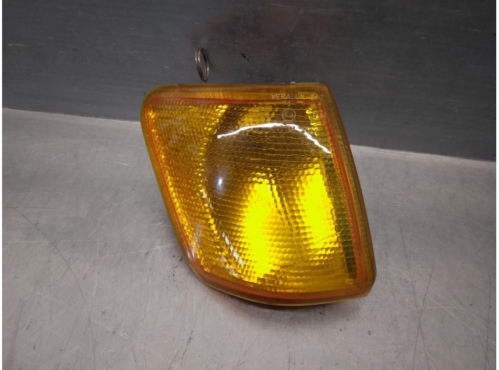 Replacement right front light for Ford Fiesta sedan/express 1.1 OEM IAM reference 1062433 