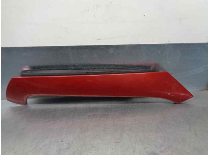 Recambio de molduras delanteras para chrysler pt cruiser cabrio 2.4 turbo referencia OEM IAM OXC41TRMAD 