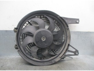 Recambio de electroventilador para hyundai galloper 2.5 referencia OEM IAM 4569632 HCC