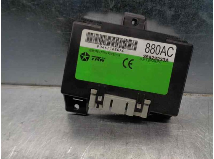 Recambio de modulo electronico para chrysler pt cruiser cabrio 2.4 turbo referencia OEM IAM P05033290AE  