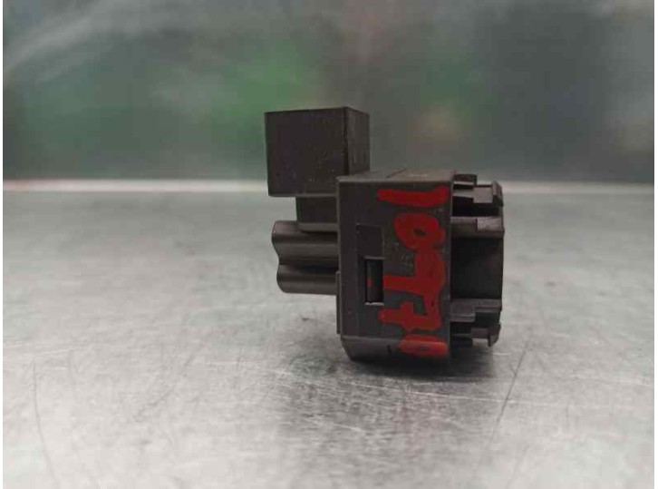 Recambio de mando para smart forfour 1.3 cat referencia OEM IAM A4548204010 