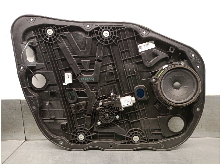 Recambio de elevalunas delantero izquierdo para kia niro i (de) 1.6 gdi hybrid referencia OEM IAM 82470G5110 82471G5010 