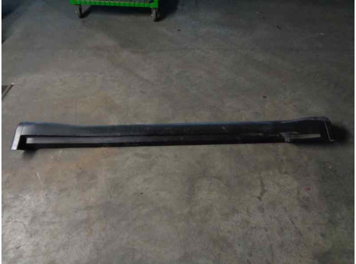 Recambio de spoiler talonera lateral izquierda para infiniti fx 5.0 v8 cat referencia OEM IAM 768511CA0A 