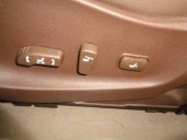 Recambio de asiento delantero izquierdo para infiniti fx 5.0 v8 cat referencia OEM IAM CUERO MARRON OSCURO 5 PUERTAS