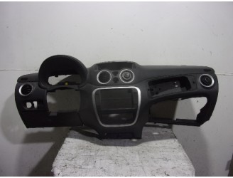 Recambio de salpicadero para citroën c3 pluriel 1.4 hdi referencia OEM IAM 8211TQ NEGRO 