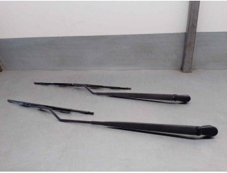 Recambio de brazo limpia delantero derecho para citroën c3 pluriel 1.4 hdi referencia OEM IAM 6429V9 DERECHO E IZQUIERDO 