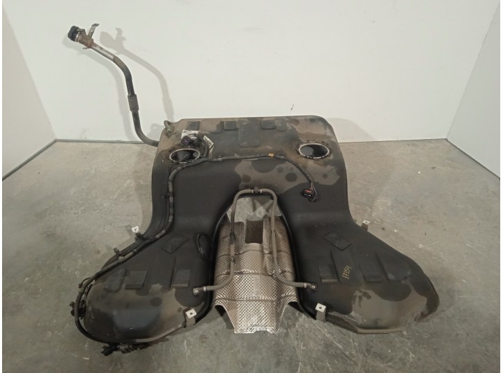 Recambio de deposito combustible para audi a8 (4e2) 4.2 v8 40v referencia OEM IAM 4E0201021M  