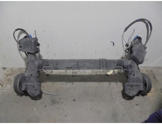 Recambio de puente trasero para peugeot 208 1.2 12v e-vti referencia OEM IAM TAMBOR 4AGUJEROS BURRA 22