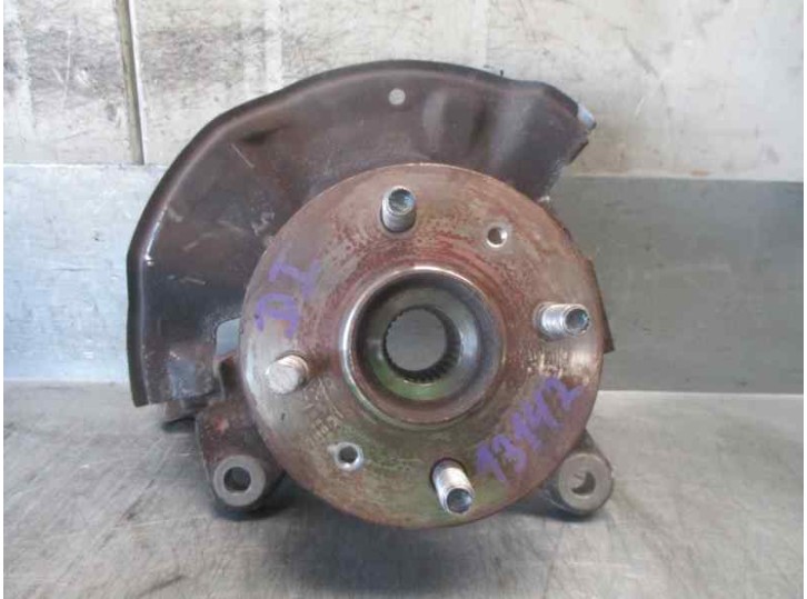 Recambio de mangueta delantera izquierda para kia shuma ii 1.6 cat referencia OEM IAM 0K2C033031C 