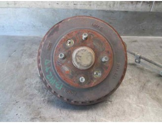 Recambio de mangueta trasera derecha para kia shuma ii 1.6 cat referencia OEM IAM 0K2A126110D 