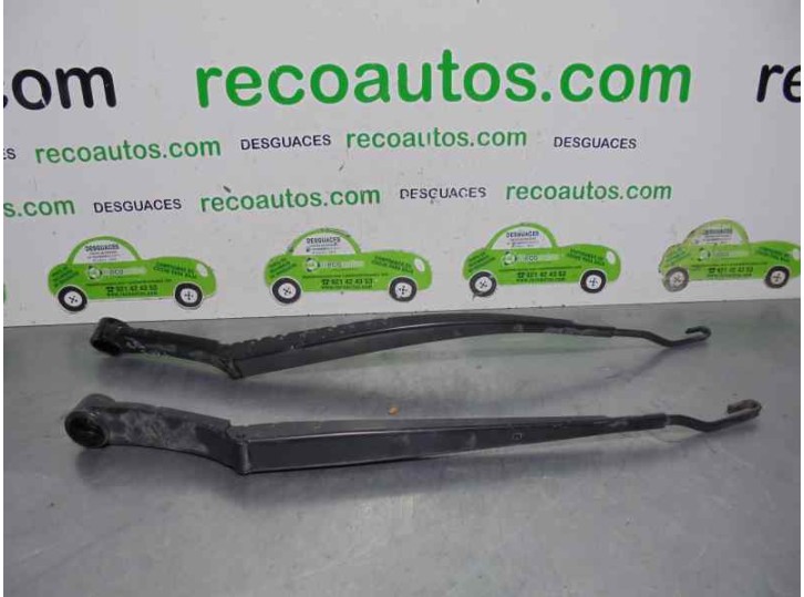 Recambio de brazo limpia delantero derecho para kia cee´d 1.6 crdi cat referencia OEM IAM 983211H000 