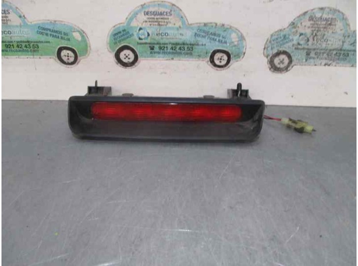 Recambio de luz central de freno para daewoo tacuma 1.8 referencia OEM IAM 0310100726 