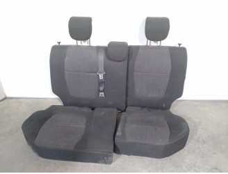 Recambio de asientos traseros para kia picanto 1.0 cat referencia OEM IAM 4840086 TELA NEGRA Y GRIS 5 PUERTAS