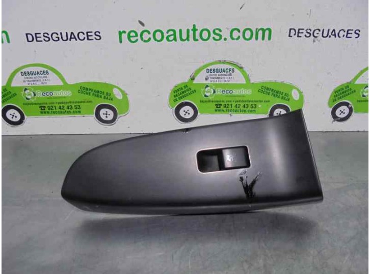 Recambio de mando elevalunas delantero derecho para kia cee´d 1.6 crdi cat referencia OEM IAM 823611H300  