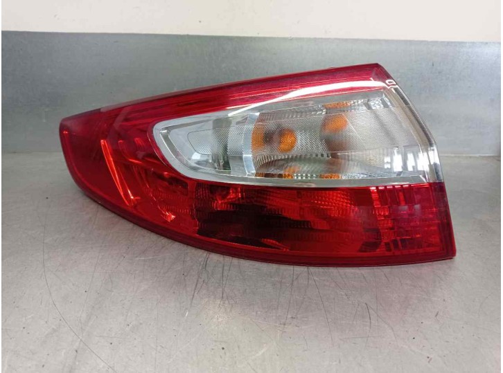 Recambio de piloto trasero izquierdo para renault fluence dynamique referencia OEM IAM 265552802R DE ALETA 5 PUERTAS