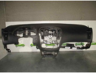 Recambio de salpicadero para kia cee´d 1.6 crdi cat referencia OEM IAM NEGRO 