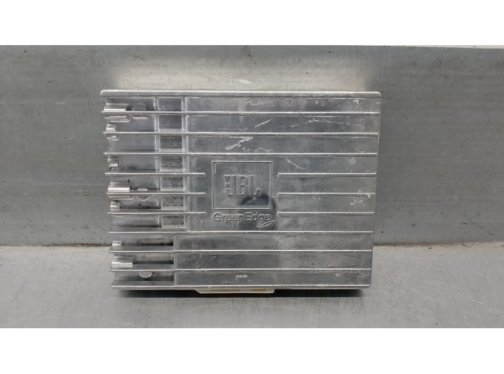 Recambio de amplificador para toyota c-hr referencia OEM IAM 86280F4010 10R048377 JBL