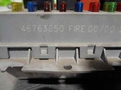 Recambio de caja reles / fusibles para fiat punto berlina (188) 1.2 cat referencia OEM IAM 46763650 