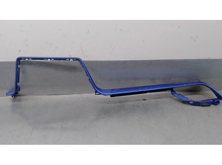 Recambio de moldura para toyota c-hr referencia OEM IAM 55411F4030  