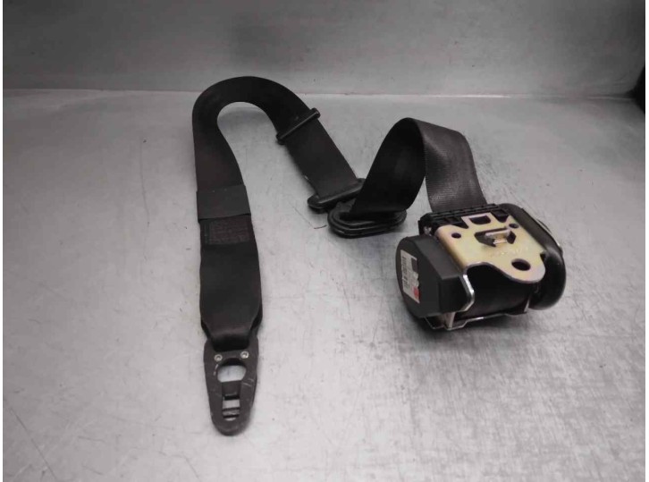 Replacement front left seatbelt for Audi A8 (4E2) 4.2 V8 40V OEM IAM reference 4E1857705 WITH PRETENSIONER 4 DO